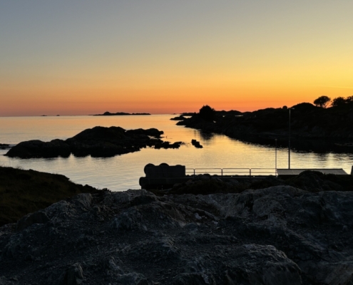 Kveldsutsikt frå den usynlege hytta på Joneset // Skorpa - vestfjordbygg.no